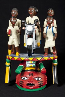 Les eleves (Azomevile) Sculpture de Kifouli Dossou / Peinture de Kifouli Dossou 2010 &amp;amp;amp;amp;amp;amp;ndash; 2011